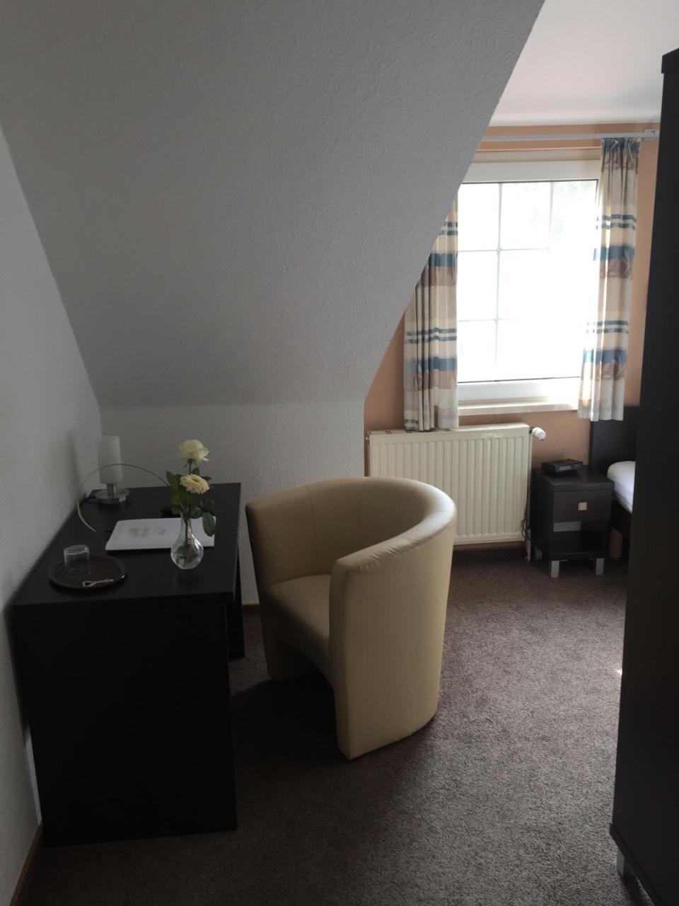 Hotel Wuelfers Gasthaus Gross Ippener Buitenkant foto